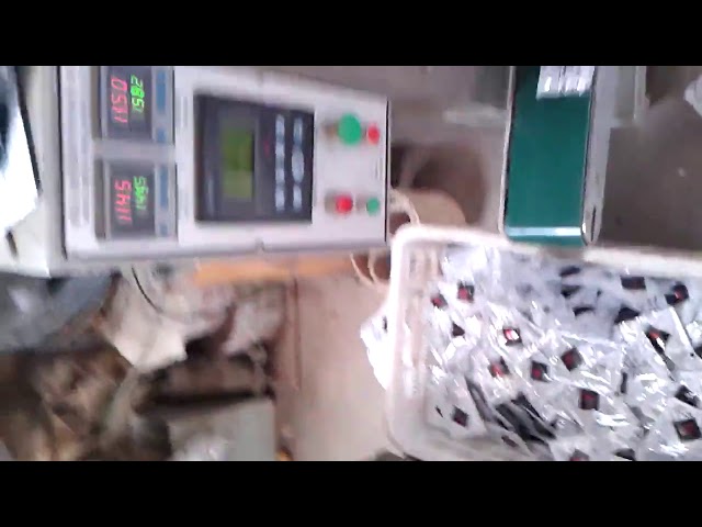 Máquina de envasado de polvo orgánico Spirulina Phycianinin VFFS automática